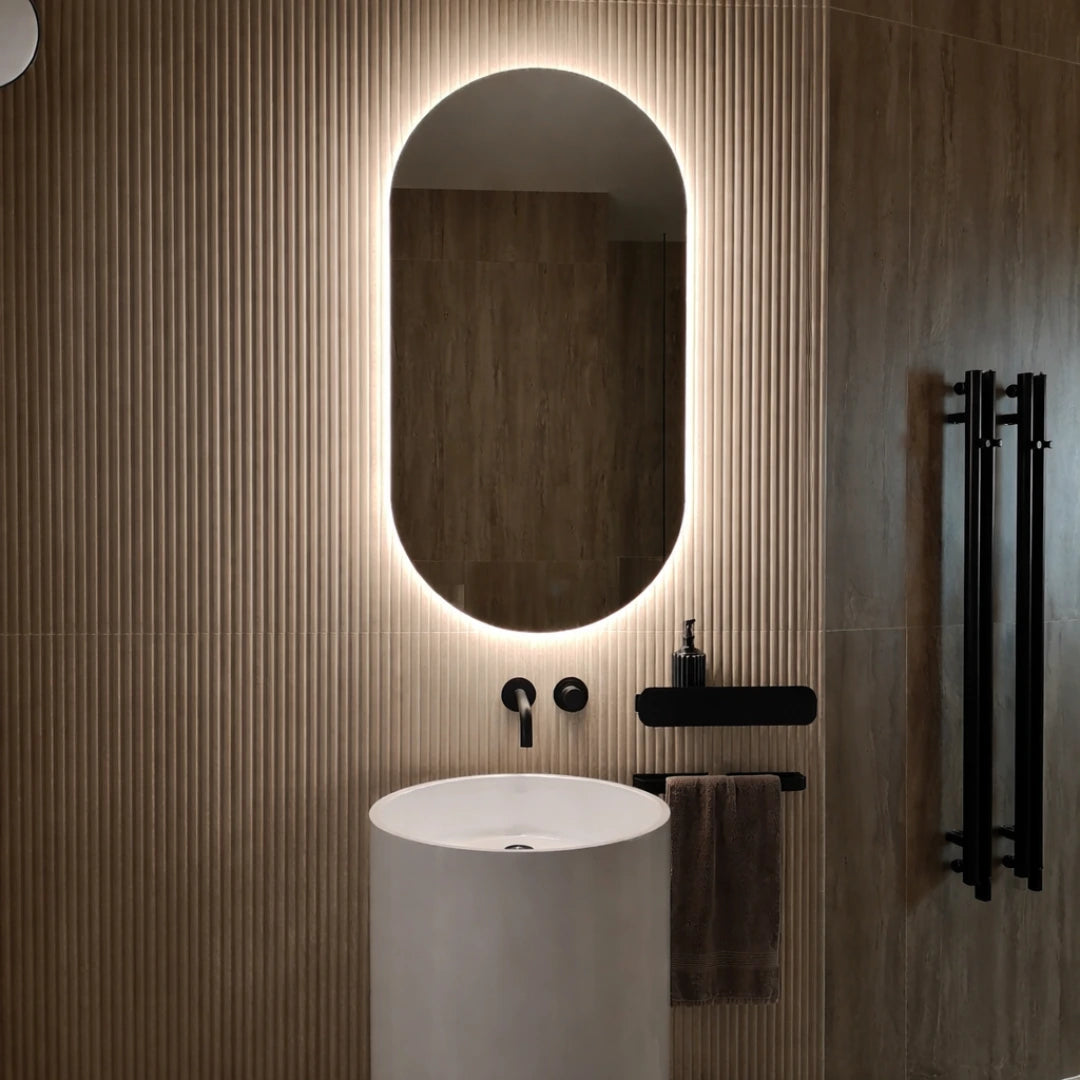 Ovāls LED spogulis ar aizmugurējo apgaismojumu, 315x700mm
